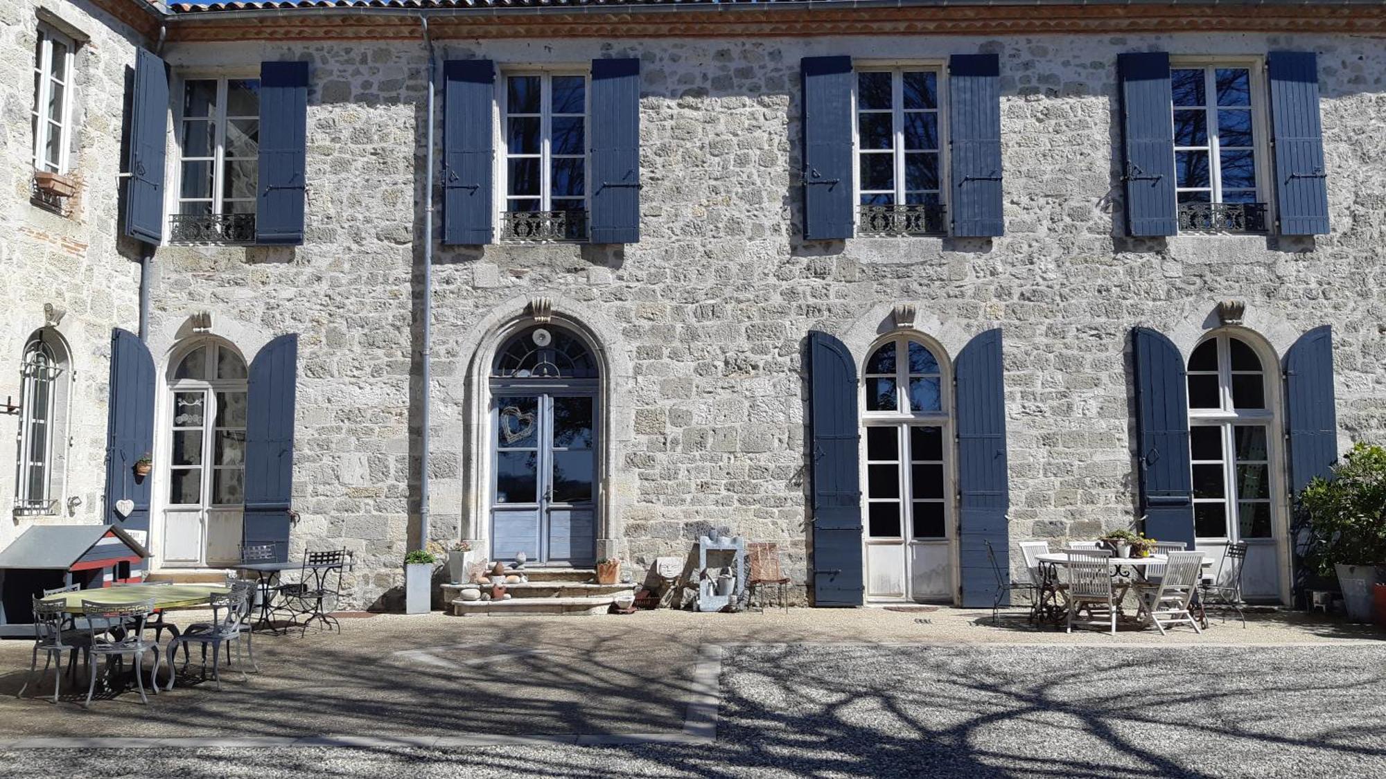 Bed and Breakfast Au Bonheur D'Alphonse Lusignan-Petit Exterior foto